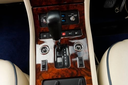 1997 Bentley Brooklands LPT Te koop (foto 72 van 236)