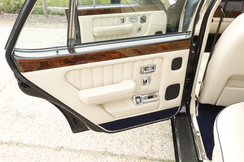 1997 Bentley Brooklands LPT Te koop (foto 90 van 236)