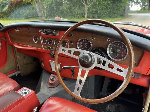 1964 Jensen CV-8 MkII 6.3 En venta (imagen 21 de 118)