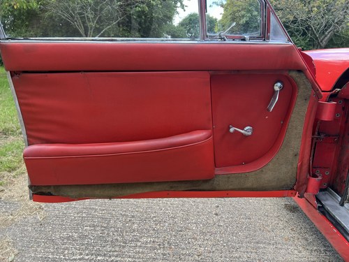 1964 Jensen CV-8 MkII 6.3 En venta (imagen 26 de 118)