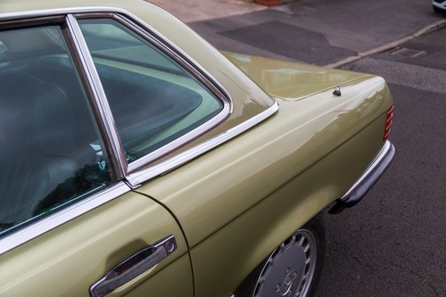 1986 Mercedes-Benz R107 300SL zum Verkauf (Bild 77 von 152)