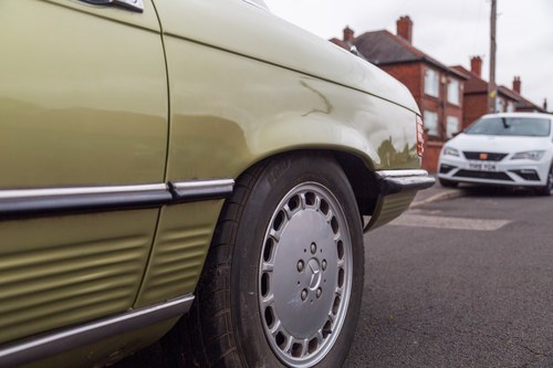 1986 Mercedes-Benz R107 300SL zum Verkauf (Bild 78 von 152)