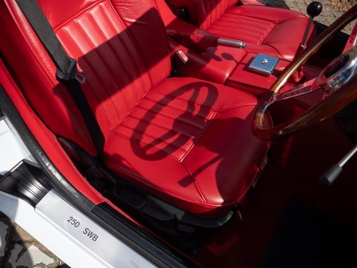 2000 DNA Ferrari 250 GT SWB California Spyder Replica à vendre (picture 44 of 220)