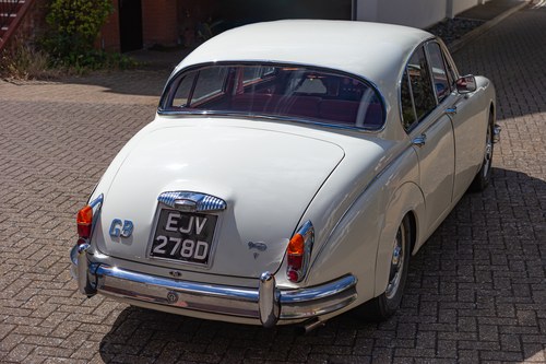 1966 Daimler 2.5 V8 à vendre (picture 26 of 183)