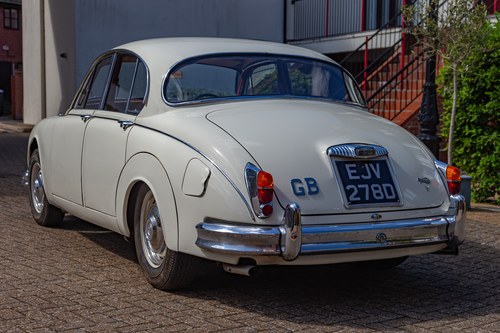 1966 Daimler 2.5 V8 à vendre (picture 27 of 183)