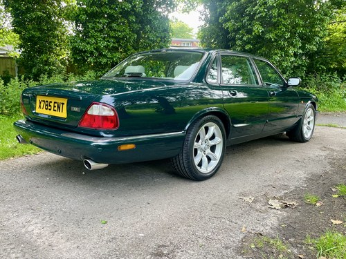 2000 Jaguar X308 XJR In vendita (immagine 7 di 45)