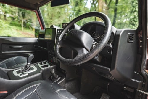 2015 Land Rover Defender 90 XS 2.2 TDCi In vendita (immagine 24 di 123)