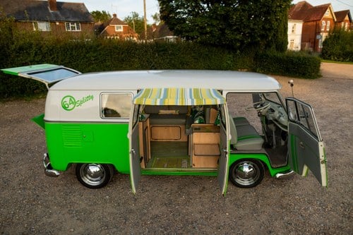 1964 Volkswagen Transporter Splitscreen Camper En venta (imagen 38 de 111)