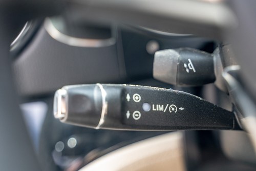 2018 Mercedes-Benz R231 SL63 till salu (bild 59 av 145)