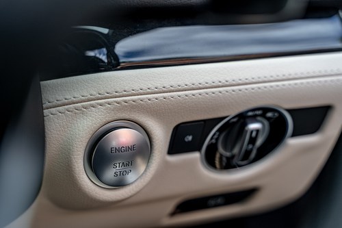 2018 Mercedes-Benz R231 SL63 till salu (bild 61 av 145)