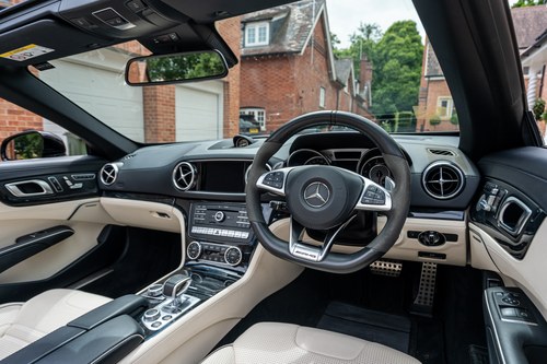 2018 Mercedes-Benz R231 SL63 till salu (bild 84 av 145)