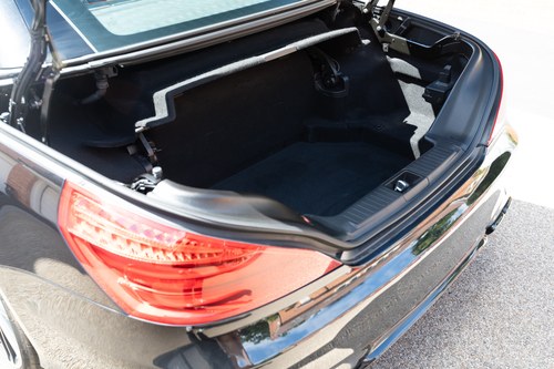 2018 Mercedes-Benz R231 SL63 till salu (bild 87 av 145)