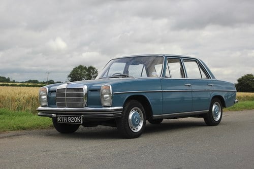 1972 Mercedes-Benz 250 Saloon W114 Te koop (foto 24 van 151)