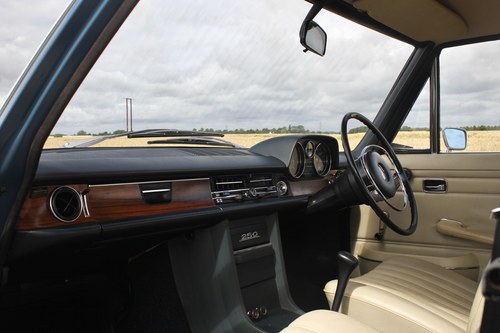 1972 Mercedes-Benz 250 Saloon W114 Te koop (foto 42 van 151)
