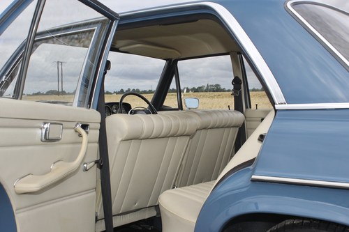 1972 Mercedes-Benz 250 Saloon W114 Te koop (foto 50 van 151)