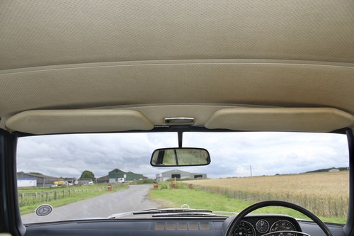 1972 Mercedes-Benz 250 Saloon W114 Te koop (foto 58 van 151)