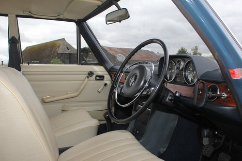 1972 Mercedes-Benz 250 Saloon W114 Te koop (foto 69 van 151)