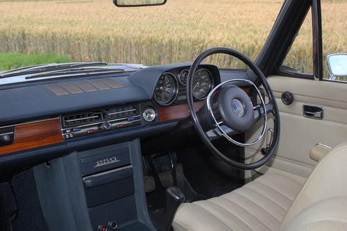 1972 Mercedes-Benz 250 Saloon W114 Te koop (foto 80 van 151)