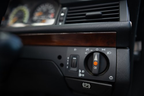 1993 Mercedes-Benz E320 CE Convertible zum Verkauf (Bild 52 von 106)