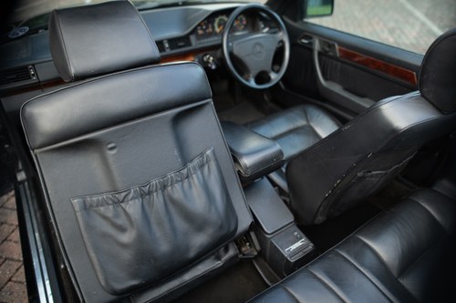 1993 Mercedes-Benz E320 CE Convertible zum Verkauf (Bild 65 von 106)