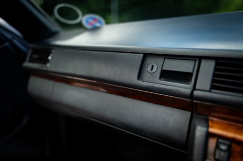 1993 Mercedes-Benz E320 CE Convertible zum Verkauf (Bild 44 von 106)