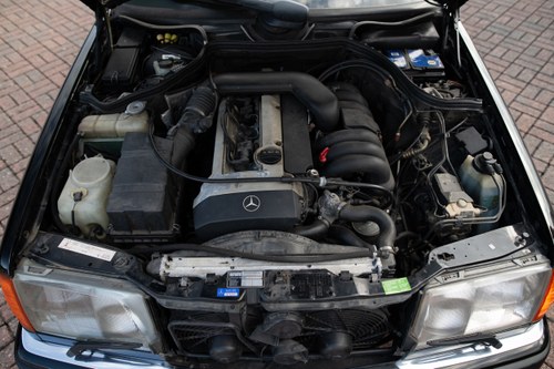 1993 Mercedes-Benz E320 CE Convertible zum Verkauf (Bild 88 von 106)