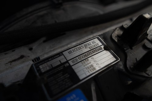 1993 Mercedes-Benz E320 CE Convertible zum Verkauf (Bild 92 von 106)