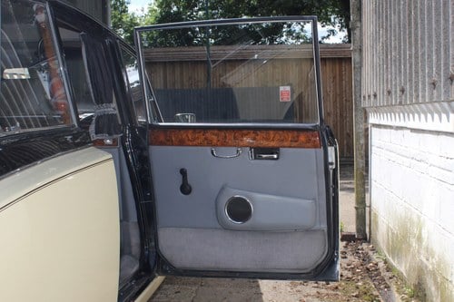 1988 Daimler DS420 Limousine In vendita (immagine 58 di 138)