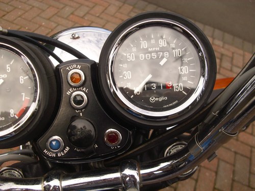 1981 Triumph Bonneville T140 Royal Wedding Limited Edition zum Verkauf (Bild 20 von 88)