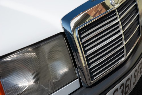 1986 Mercedes-Benz W124 230E à vendre (picture 159 of 224)