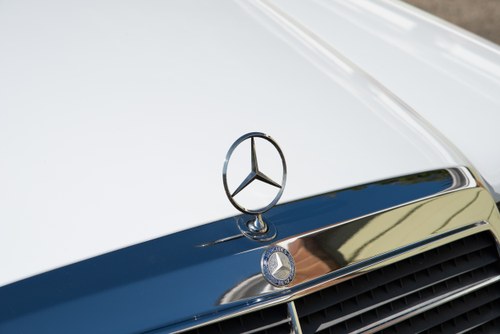 1986 Mercedes-Benz W124 230E à vendre (picture 162 of 224)