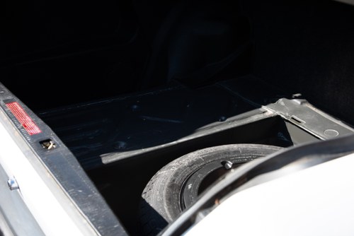 1986 Mercedes-Benz W124 230E à vendre (picture 110 of 224)