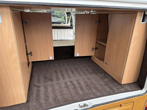 1977 Volkswagen Type 2 Baywindow 2L En venta (imagen 45 de 76)