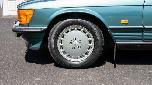 1987 Mercedes-Benz R107 300SL zum Verkauf (Bild 18 von 216)