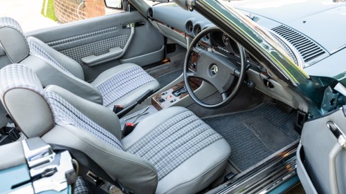 1987 Mercedes-Benz R107 300SL zum Verkauf (Bild 28 von 216)