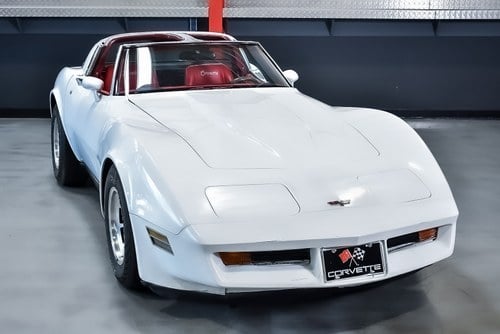 1982 Chevrolet Corvette C3 ‘Cross-Fire Injection’ à vendre (picture 3 of 113)
