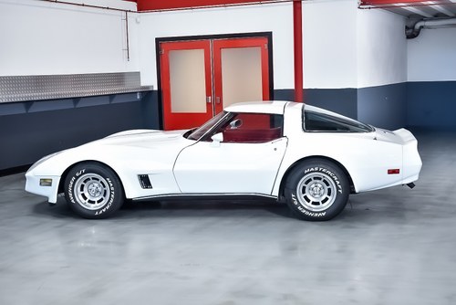 1982 Chevrolet Corvette C3 ‘Cross-Fire Injection’ à vendre (picture 29 of 113)
