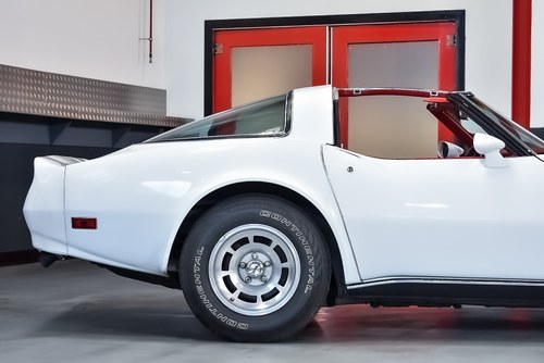 1982 Chevrolet Corvette C3 ‘Cross-Fire Injection’ à vendre (picture 57 of 113)