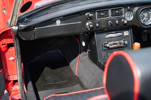 1973 MG MGB Roadster In vendita (immagine 60 di 180)