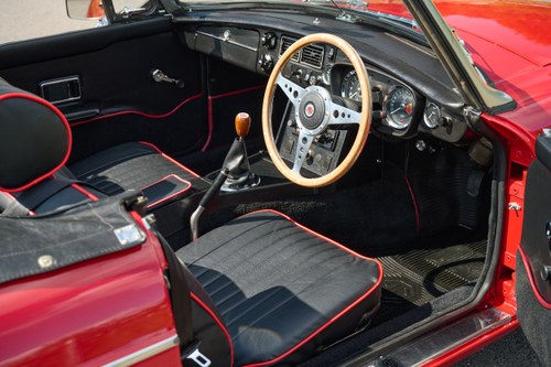 1973 MG MGB Roadster In vendita (immagine 61 di 180)