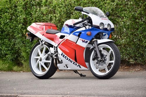 1994 Honda VFR400 R (NC30) For Sale (picture 1 of 93)