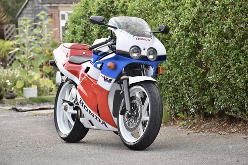 1994 Honda VFR400 R (NC30) For Sale (picture 7 of 93)