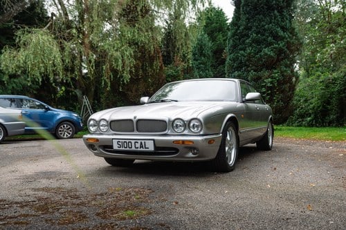 1999 Jaguar X308 XJR In vendita (immagine 5 di 120)
