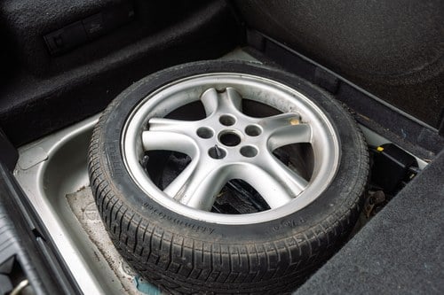 1999 Jaguar X308 XJR In vendita (immagine 25 di 120)