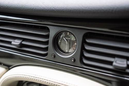 1999 Jaguar X308 XJR In vendita (immagine 32 di 120)