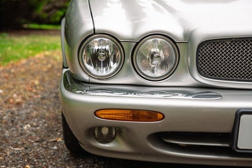 1999 Jaguar X308 XJR In vendita (immagine 67 di 120)