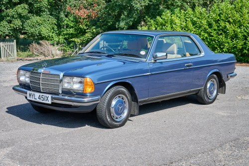 1982 Mercedes-Benz C123 280CE For Sale (picture 2 of 237)