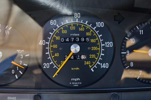 1982 Mercedes-Benz C123 280CE For Sale (picture 36 of 237)