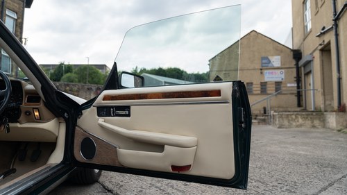 1994 Jaguar XJS 4litre Coupe In vendita (immagine 32 di 119)
