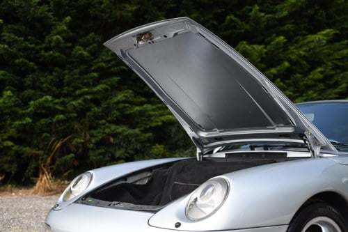 1994 Porsche 993 911 Carrera Coupe In vendita (immagine 95 di 178)